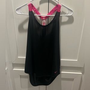 Women’s large Nike tank